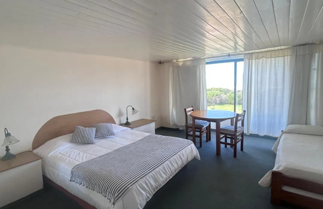 Hostal De Mar-1